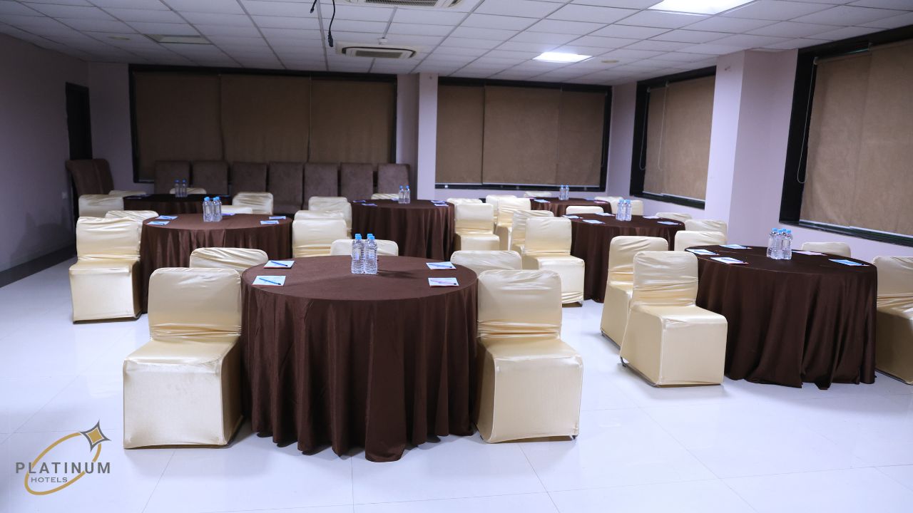 Essential Tips for Choosing the Right Banquet Hall in Udaipur for Your Corporate Event (2)